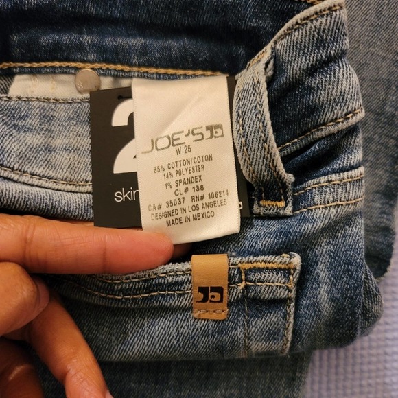 Joe's Jeans Distressed Released Hem Skinny jeans - Picture 11 of 11